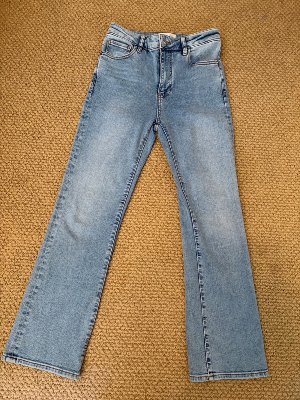 Frame Denim Light Blue Flare Jeans reboot crop